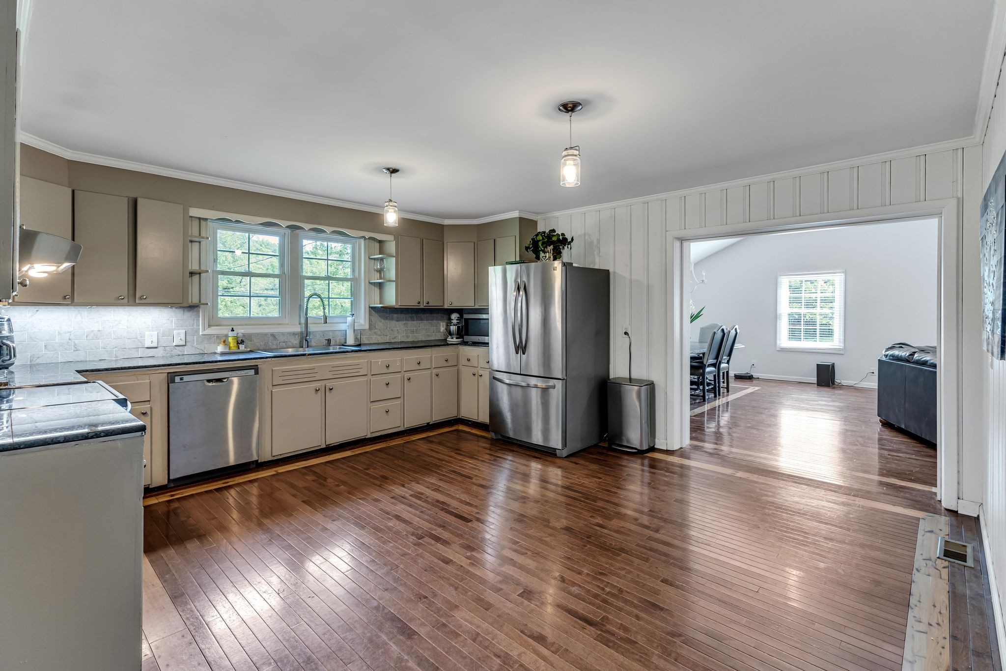 9005 Highway 100 Nashville TN 37221