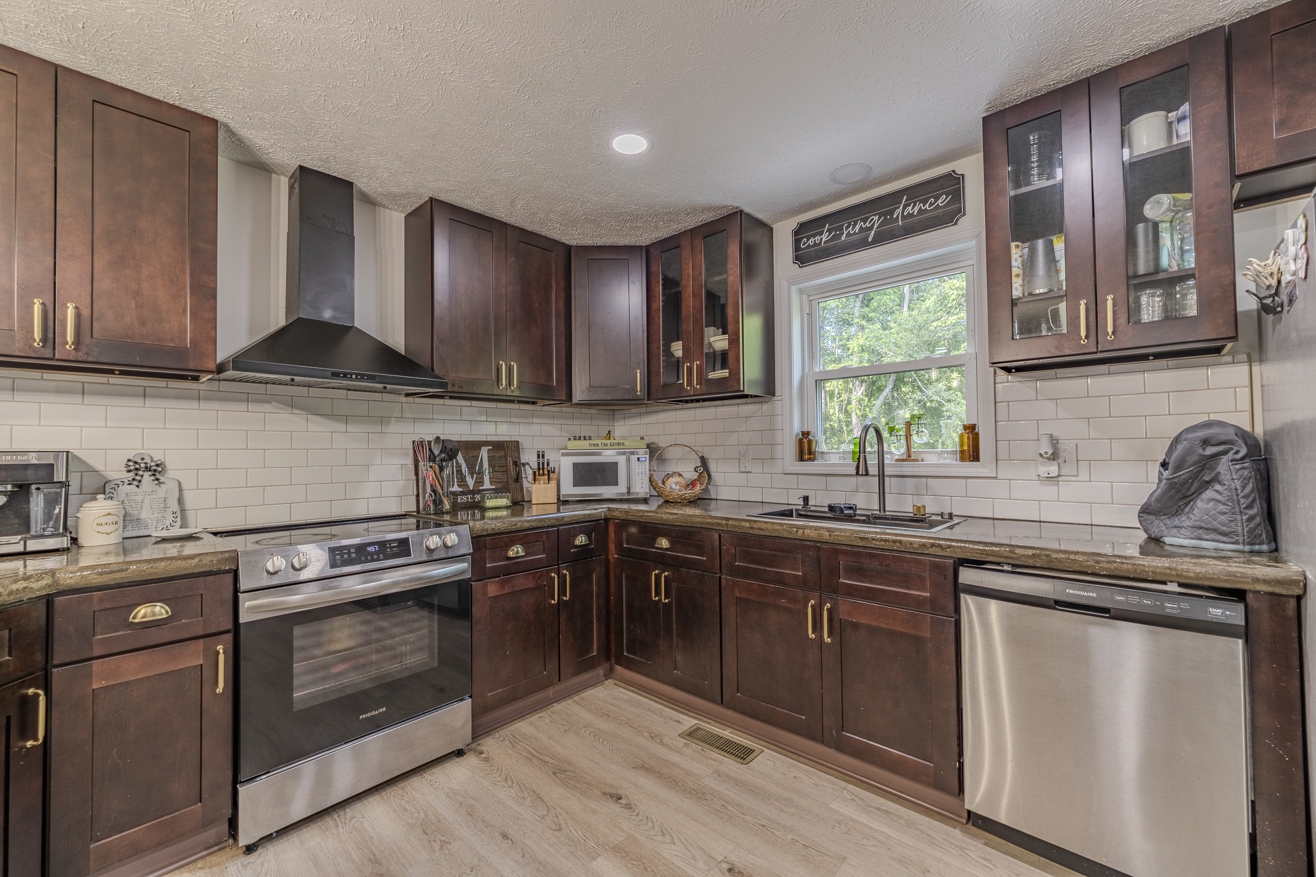 198 Kilburn Lane Bethel Springs TN 38315