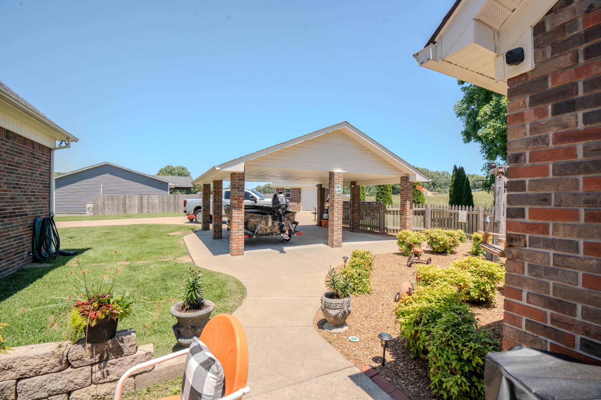 6 Hawthorne Drive Lawrenceburg TN 38464