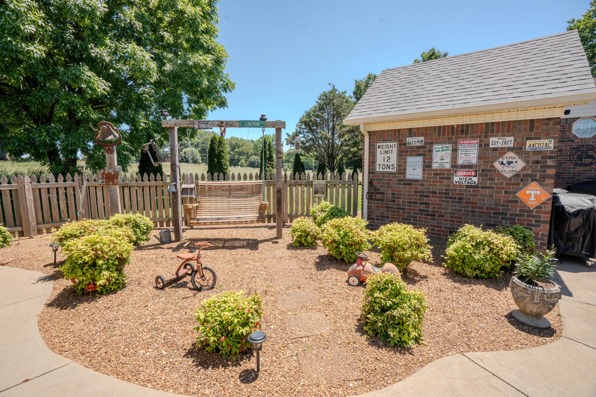6 Hawthorne Drive Lawrenceburg TN 38464