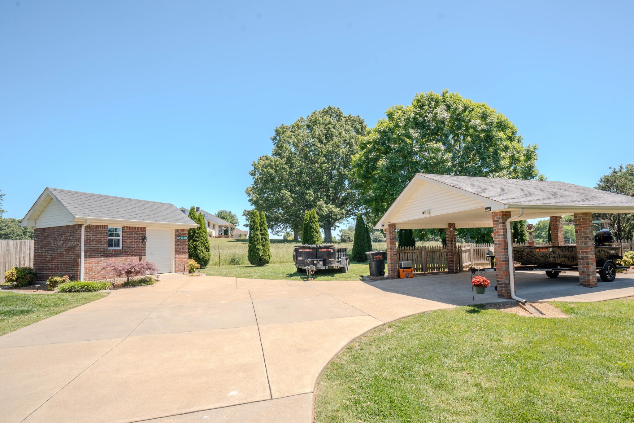 6 Hawthorne Drive Lawrenceburg TN 38464