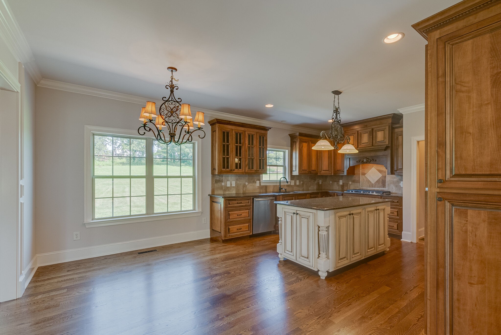 423 Carters Creek Pike Columbia TN 38401