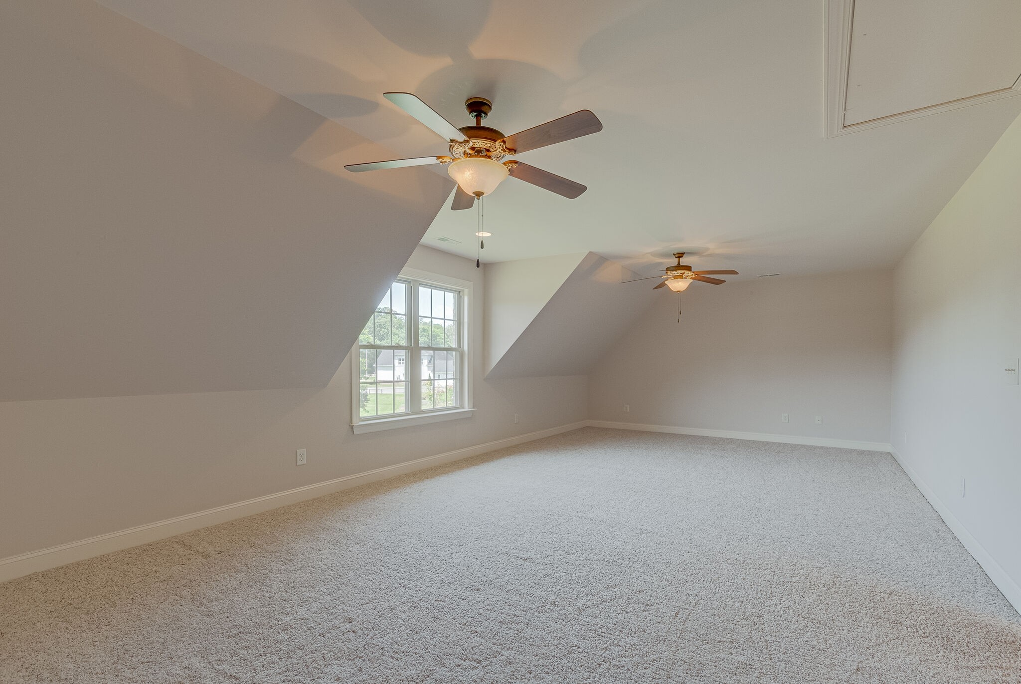 423 Carters Creek Pike Columbia TN 38401