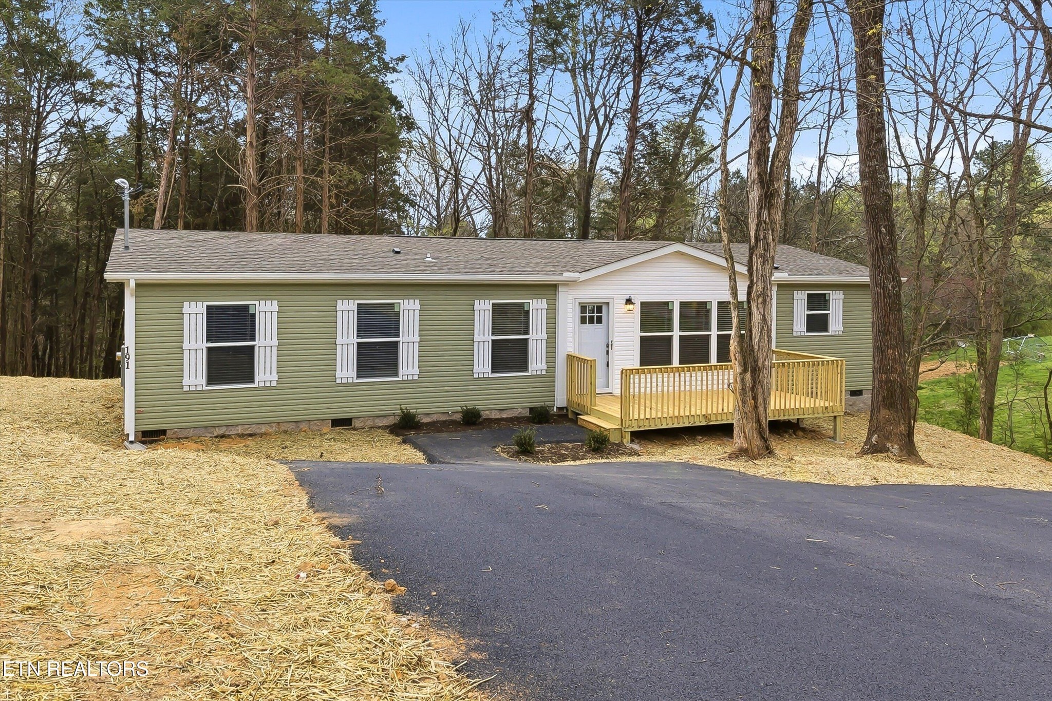 191 Pinecrest Drive Loudon TN 37774