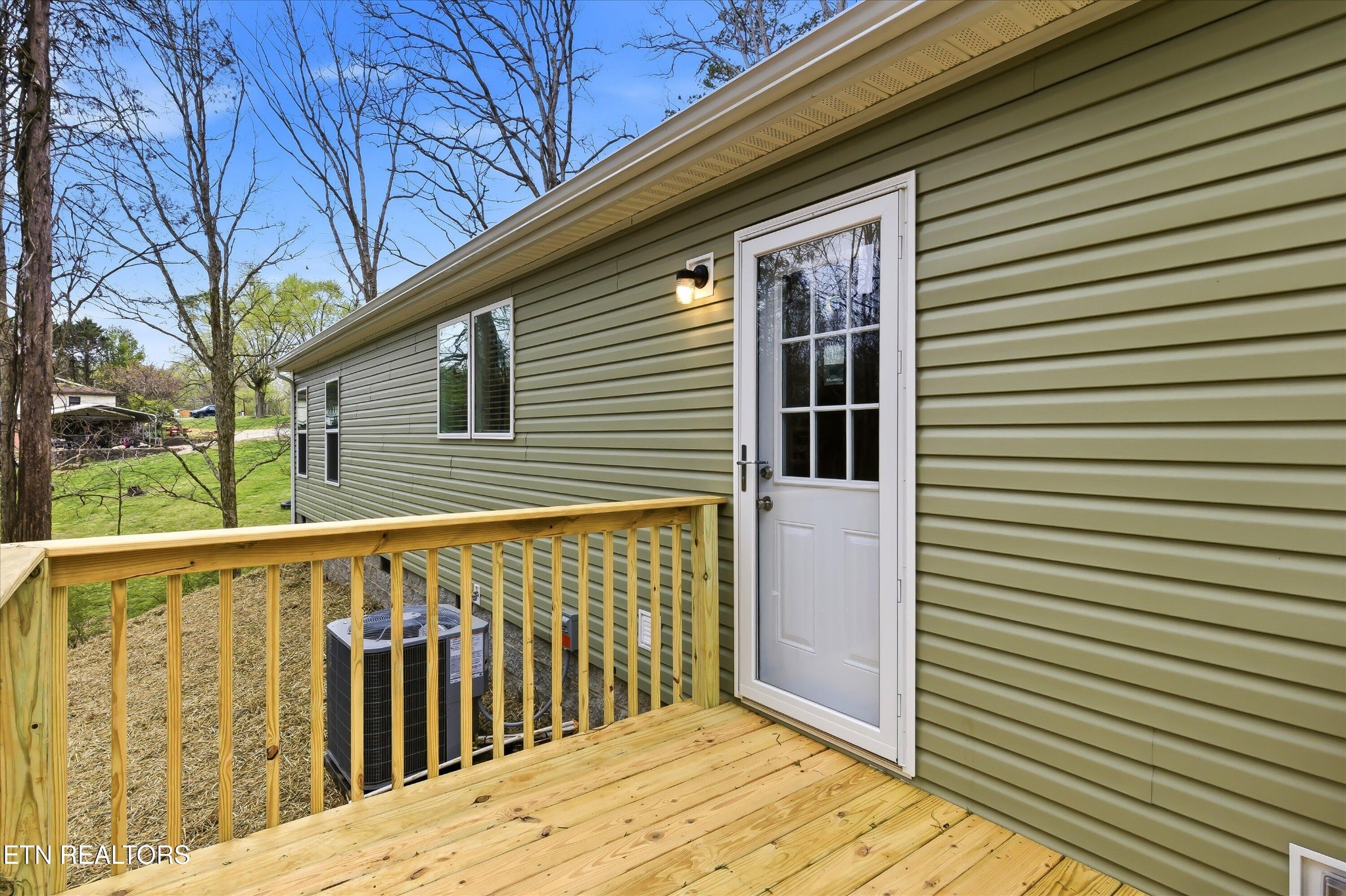 191 Pinecrest Drive Loudon TN 37774