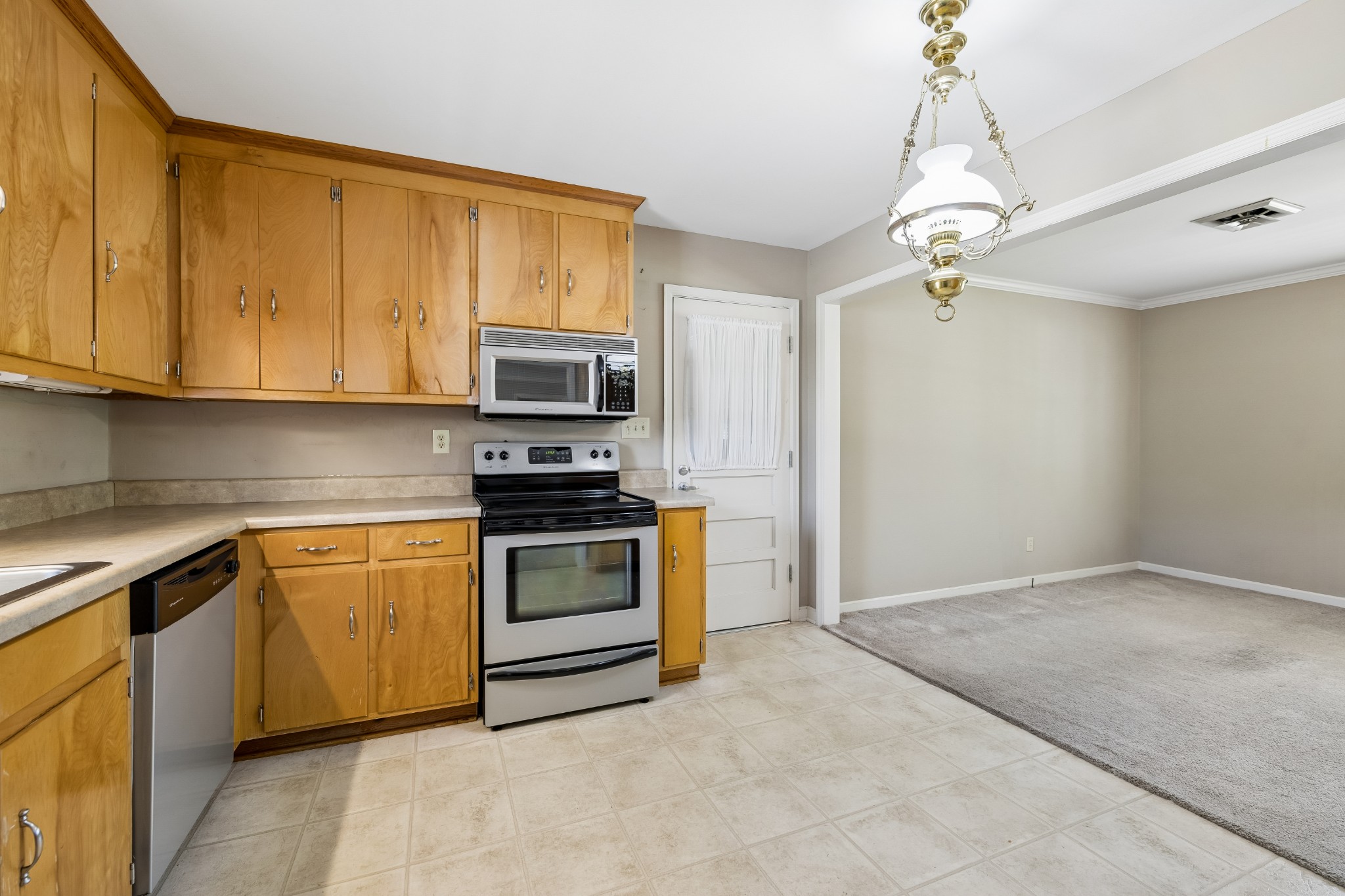 300 Woods Drive Columbia TN 38401