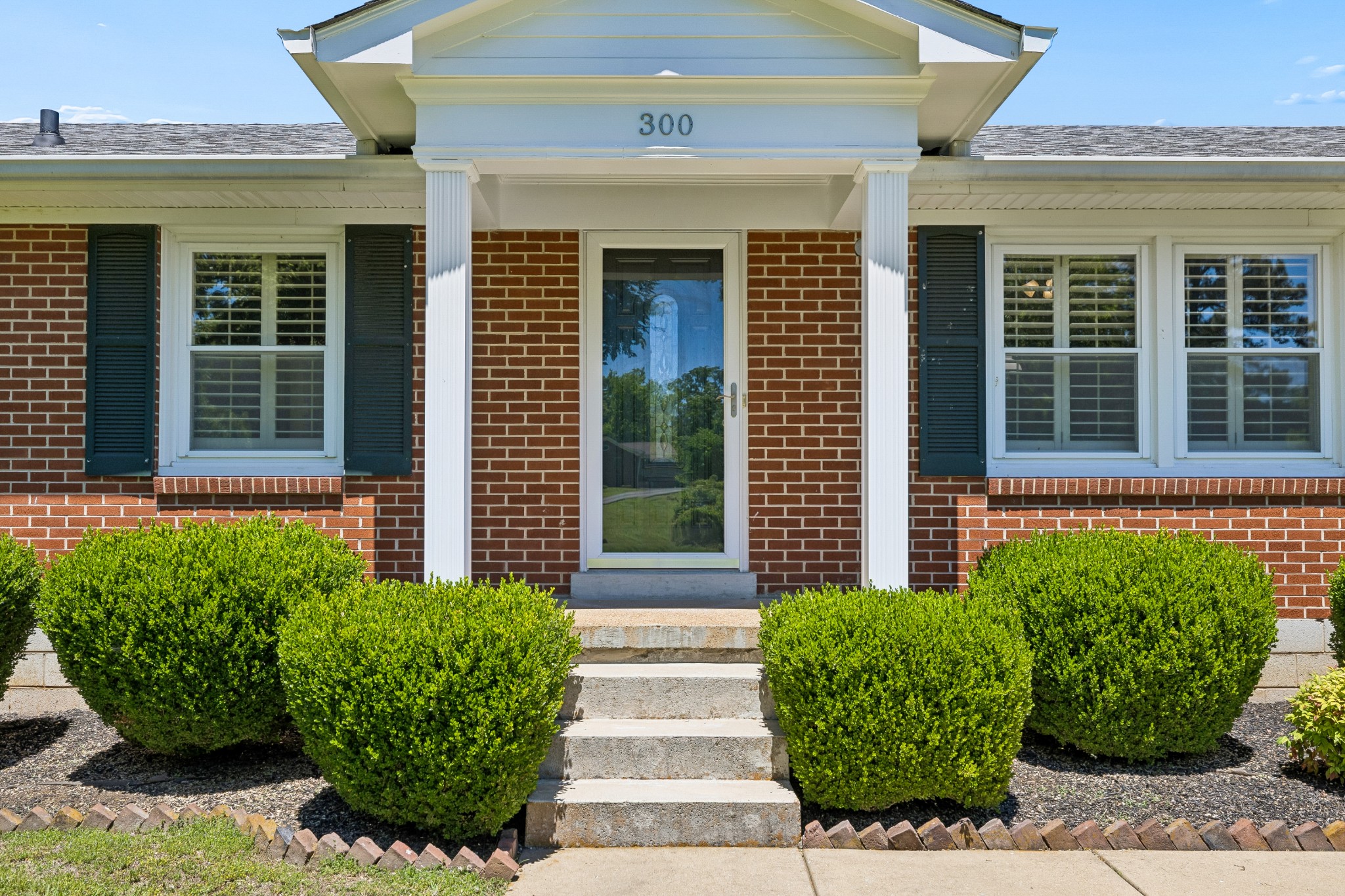 300 Woods Drive Columbia TN 38401