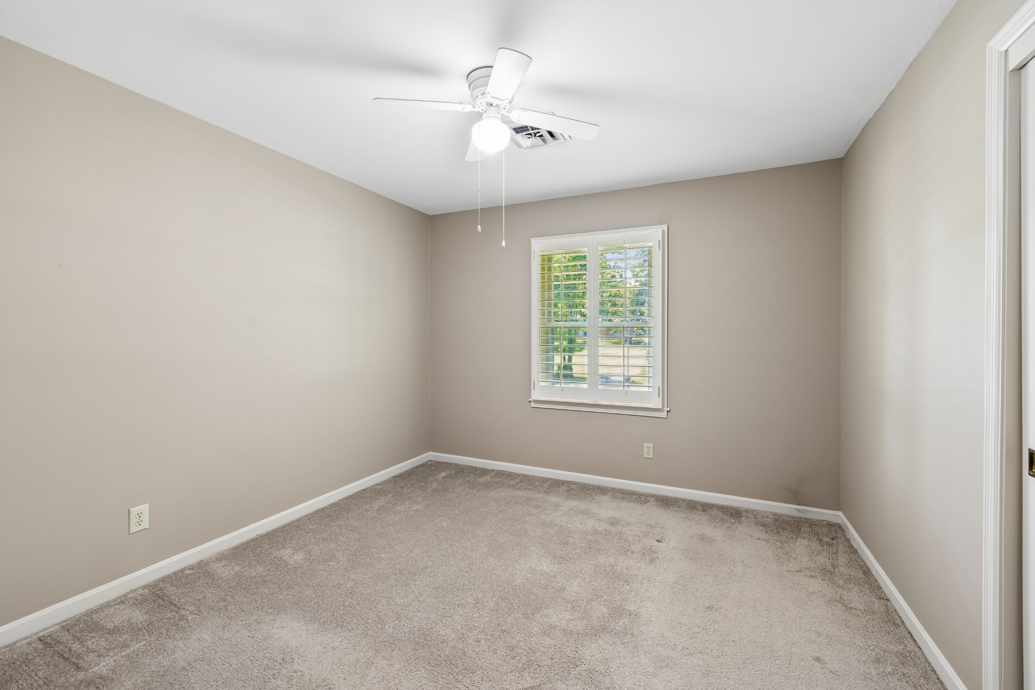 300 Woods Drive Columbia TN 38401