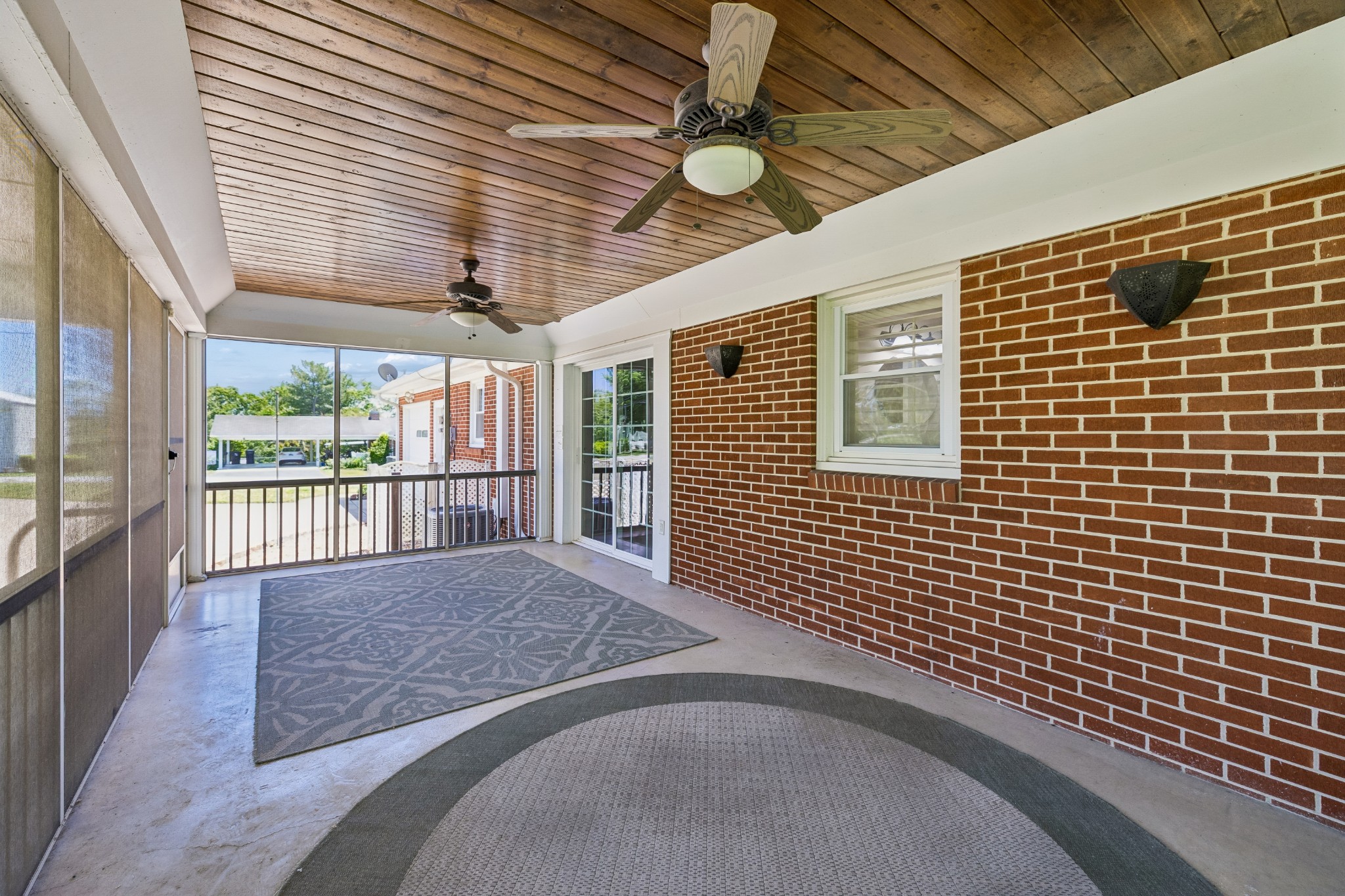 300 Woods Drive Columbia TN 38401