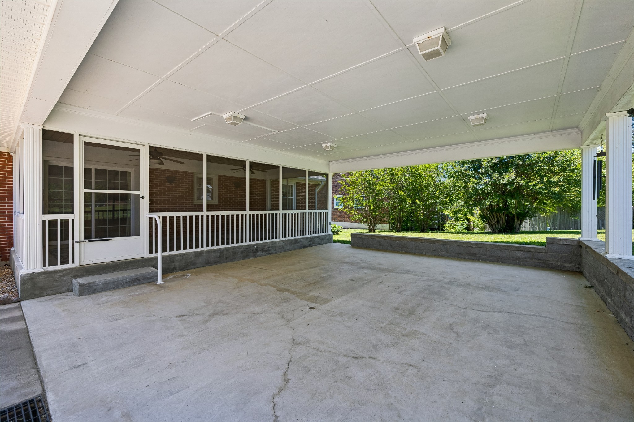 300 Woods Drive Columbia TN 38401