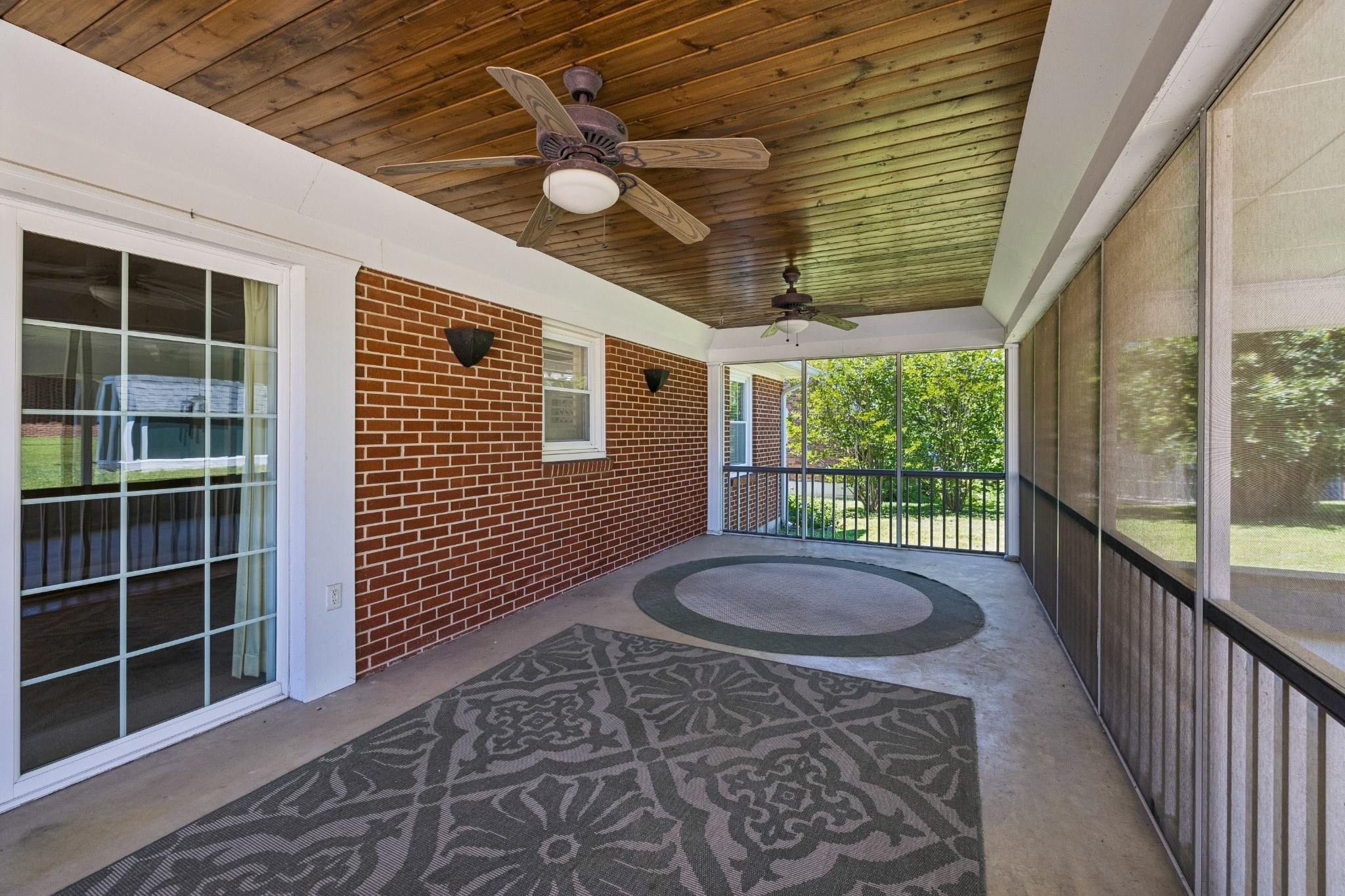 300 Woods Drive Columbia TN 38401