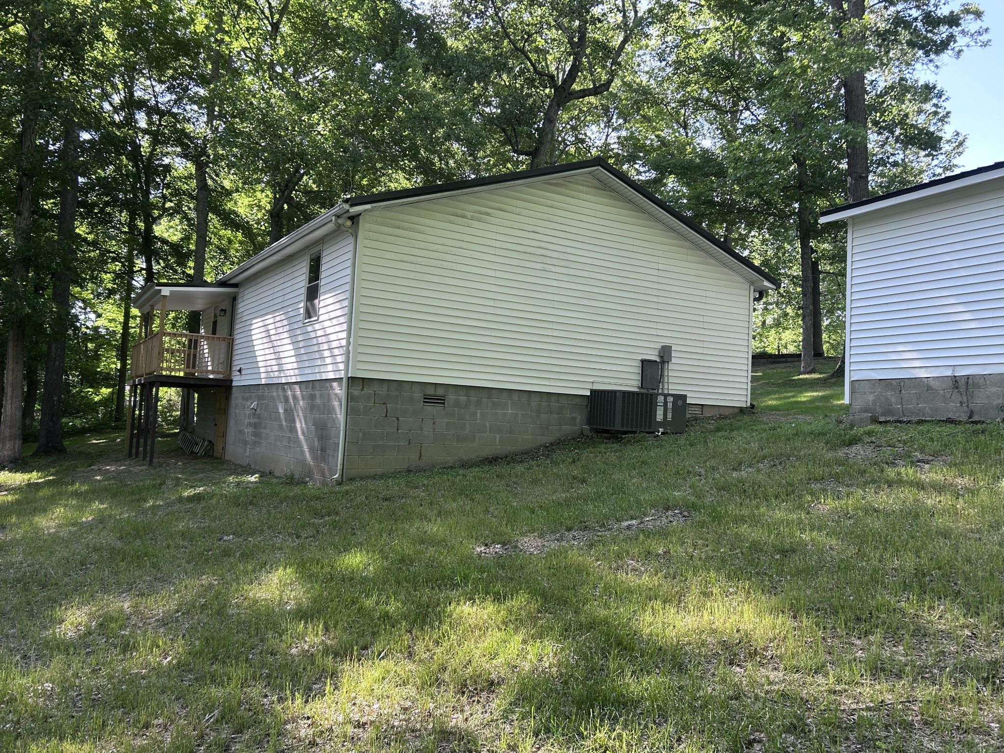 726 Cherrywood Court Ashland City TN 37015