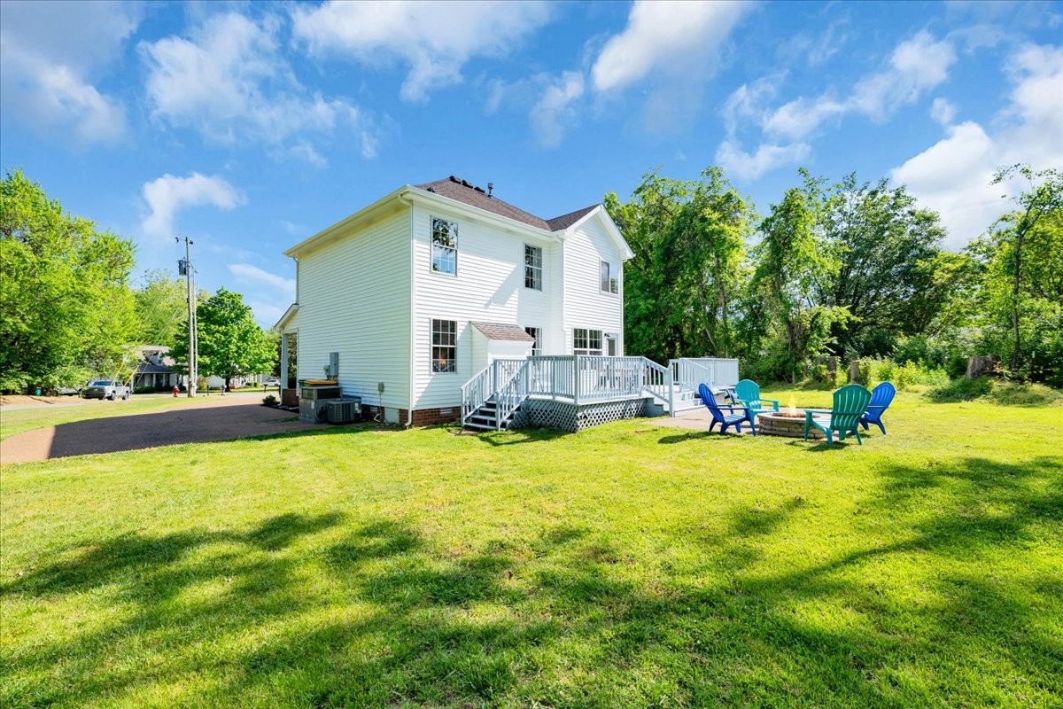 2704 Cash Court Thompsons Station TN 37179