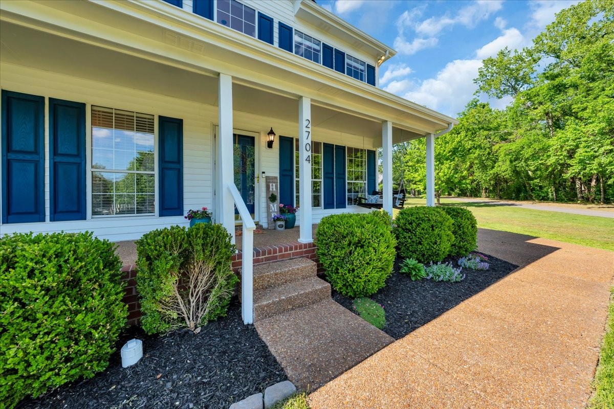 2704 Cash Court Thompsons Station TN 37179