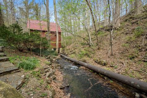 1195 Shipman Creek Road Wartrace TN 37183