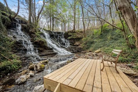 1195 Shipman Creek Road Wartrace TN 37183