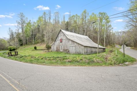 1195 Shipman Creek Road Wartrace TN 37183