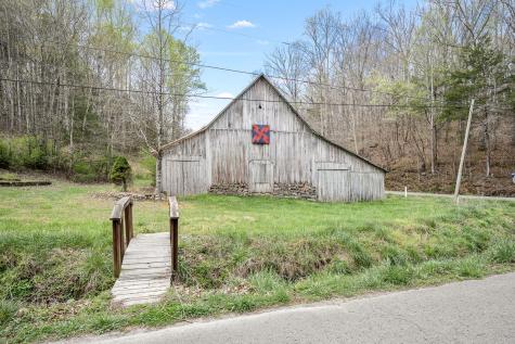 1195 Shipman Creek Road Wartrace TN 37183