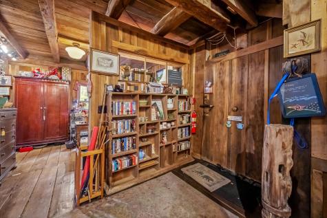 1195 Shipman Creek Road Wartrace TN 37183
