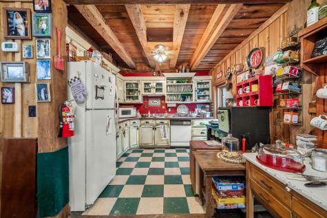 1195 Shipman Creek Road Wartrace TN 37183