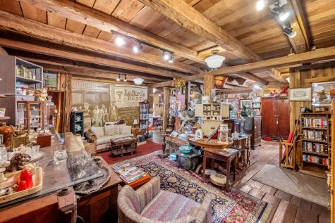 1195 Shipman Creek Road Wartrace TN 37183