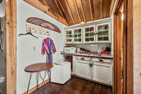 1195 Shipman Creek Road Wartrace TN 37183