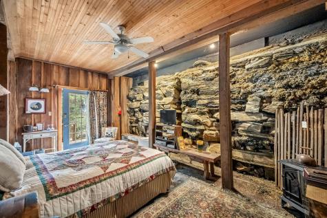 1195 Shipman Creek Road Wartrace TN 37183