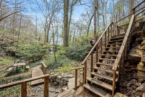 1195 Shipman Creek Road Wartrace TN 37183