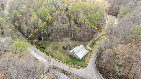 1195 Shipman Creek Road Wartrace TN 37183