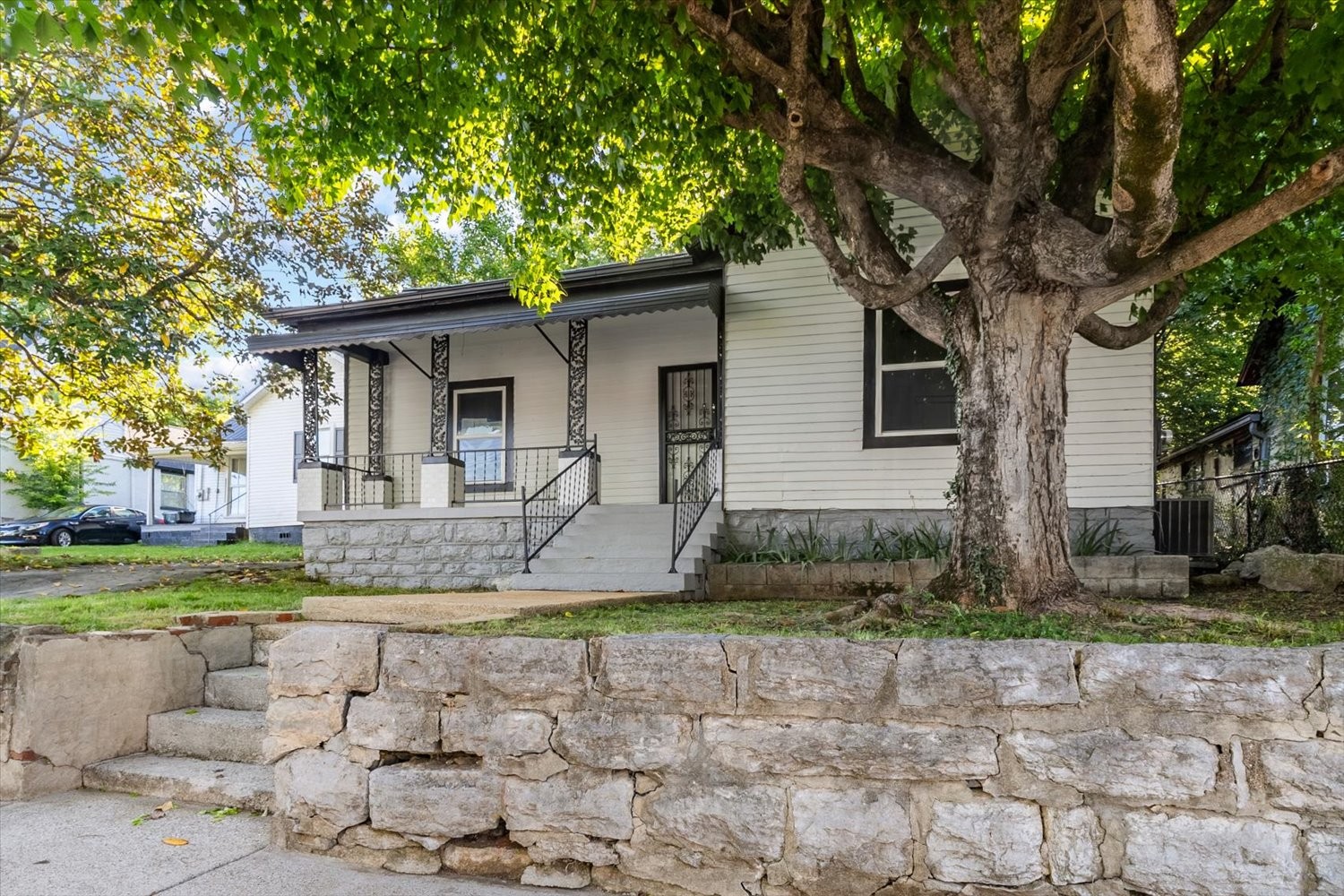 1117 S Glade Street Columbia TN 38401