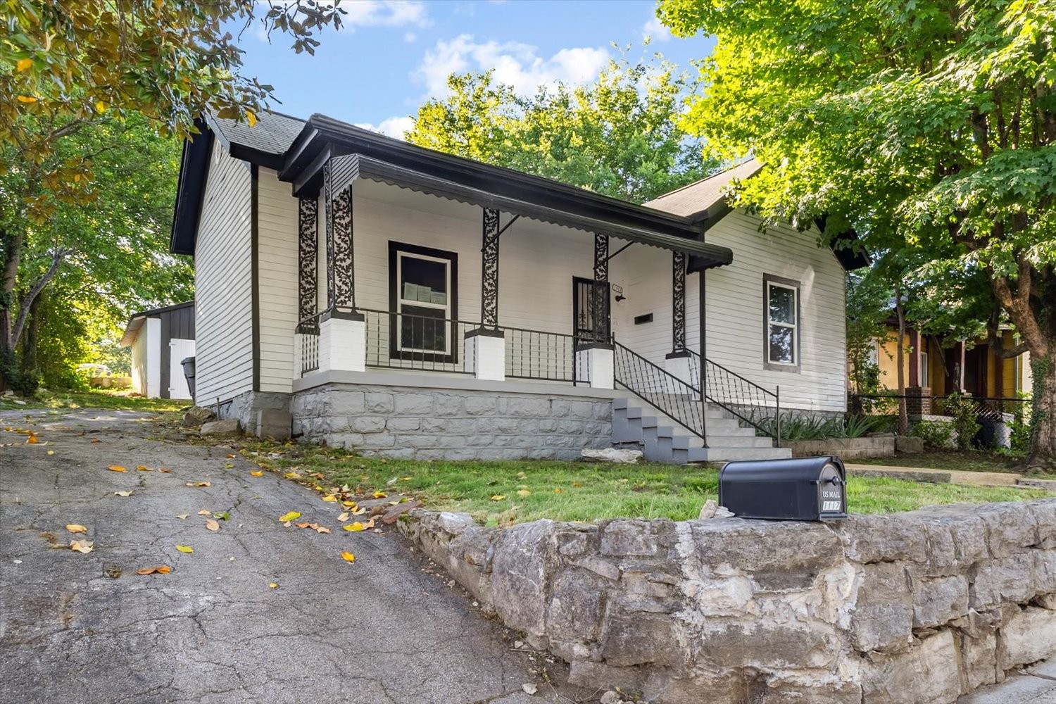 1117 S Glade Street Columbia TN 38401