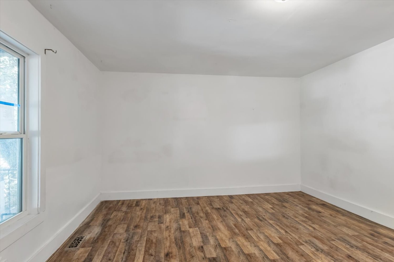 1117 S Glade Street Columbia TN 38401