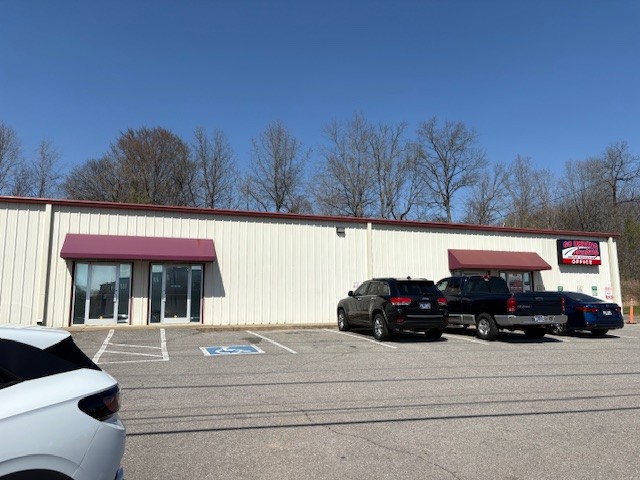 221B W Dunbar Cave Road Clarksville TN 37040