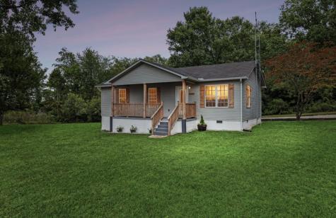 1297 Buncombe Road Belvidere TN 37306