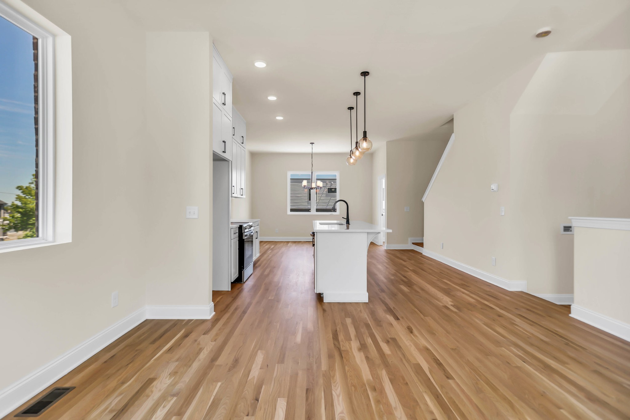 2126 Goodrich Avenue Nashville TN 37218