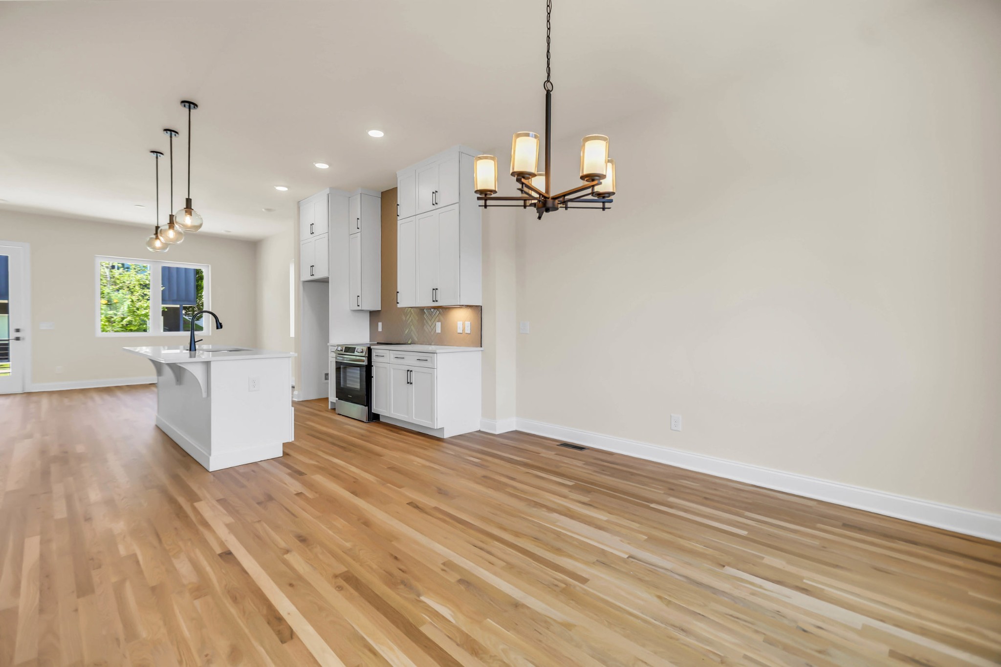 2126 Goodrich Avenue Nashville TN 37218