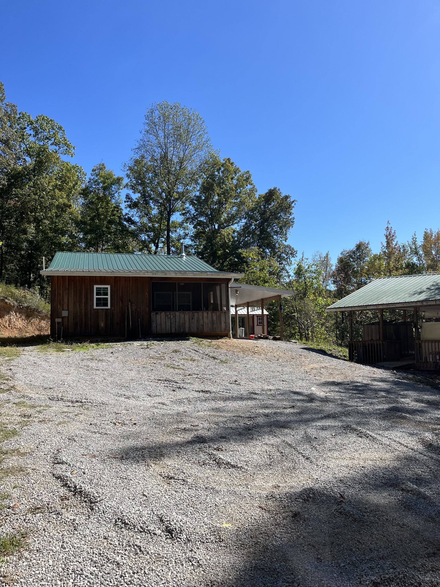173 Cross Creek Lane Linden TN 37096