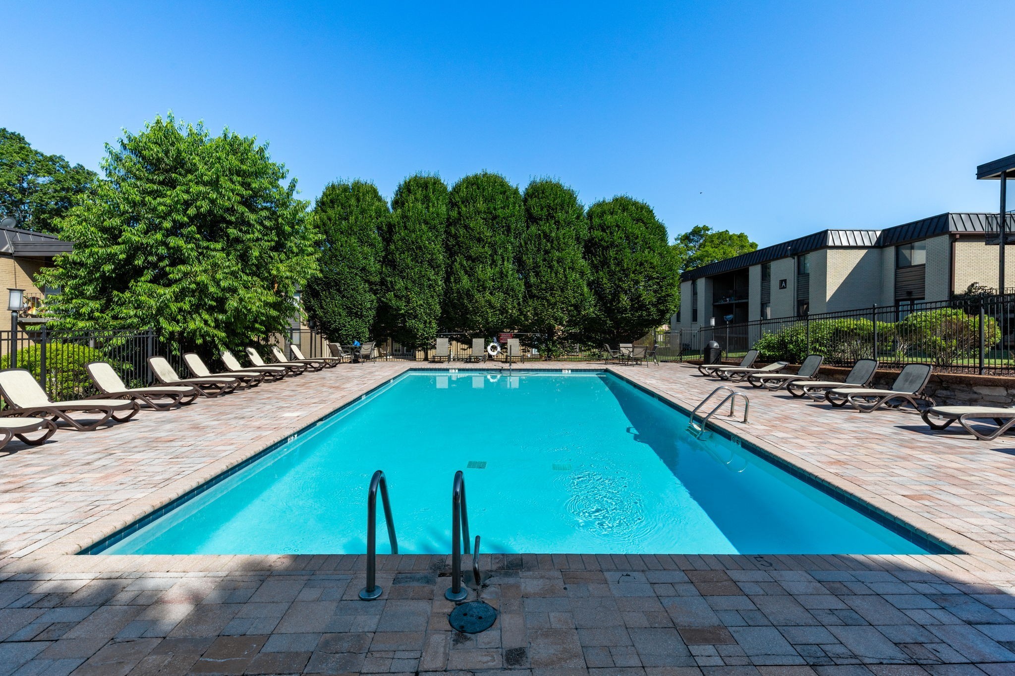 6680 Charlotte Pike Nashville TN 37209
