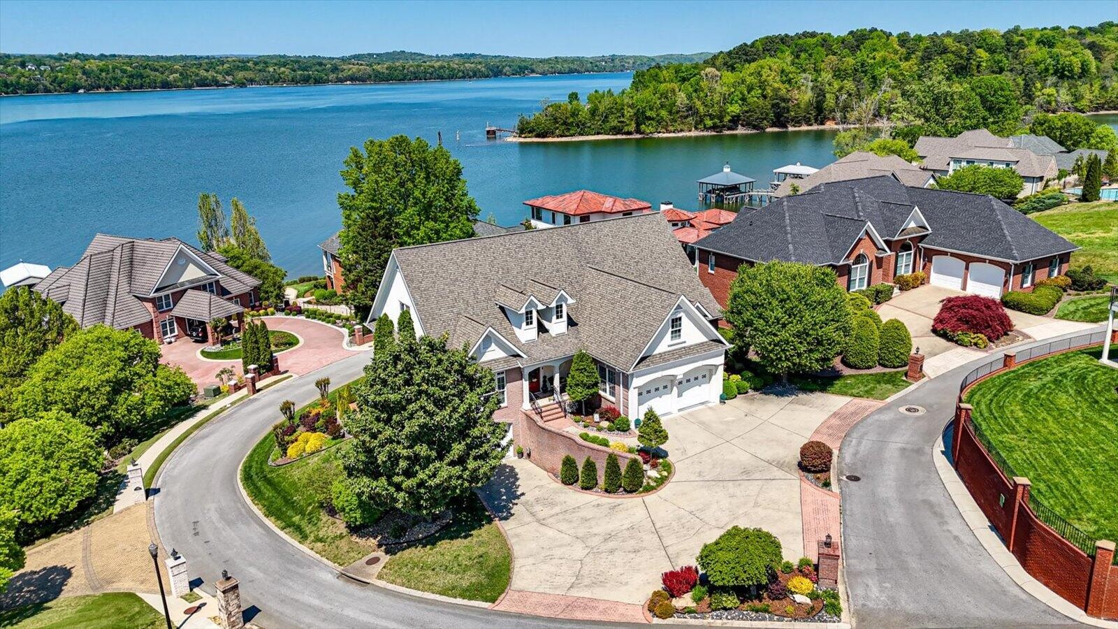 4448 Sailmaker Circle Chattanooga TN 37416