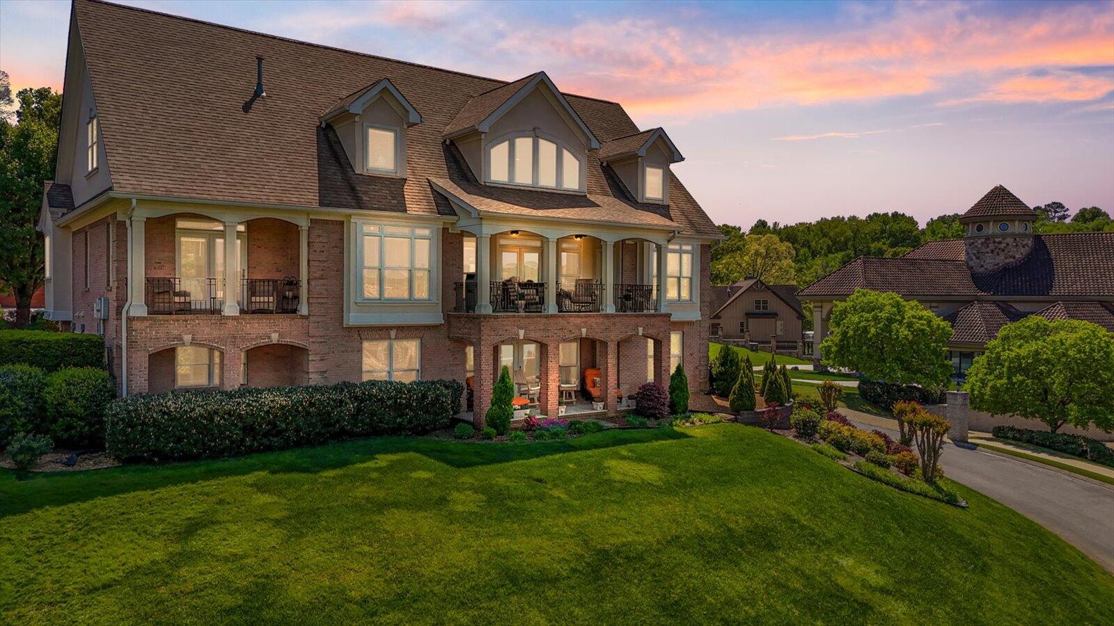 4448 Sailmaker Circle Chattanooga TN 37416