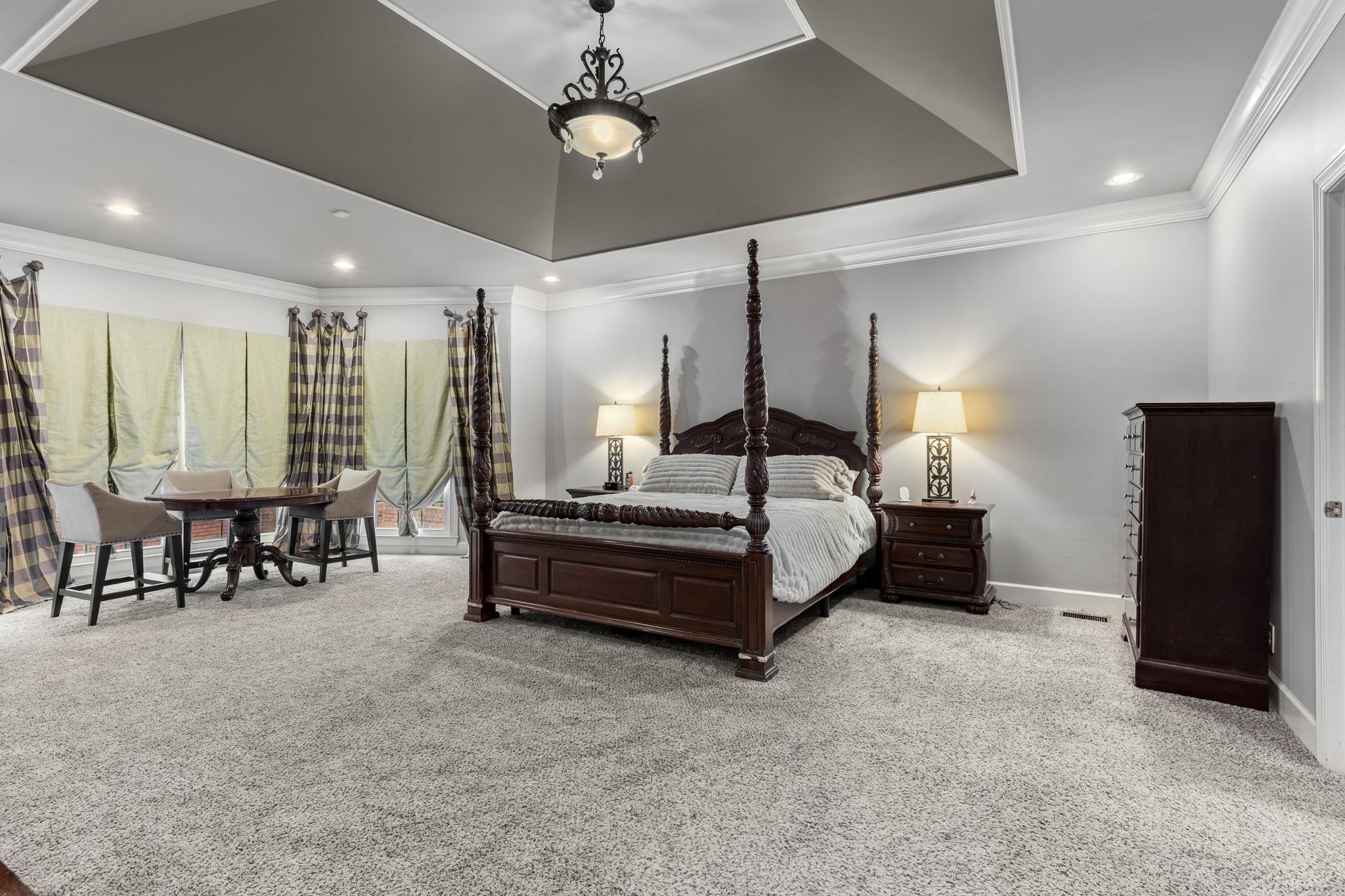 126 N Country Club Drive Hendersonville TN 37075
