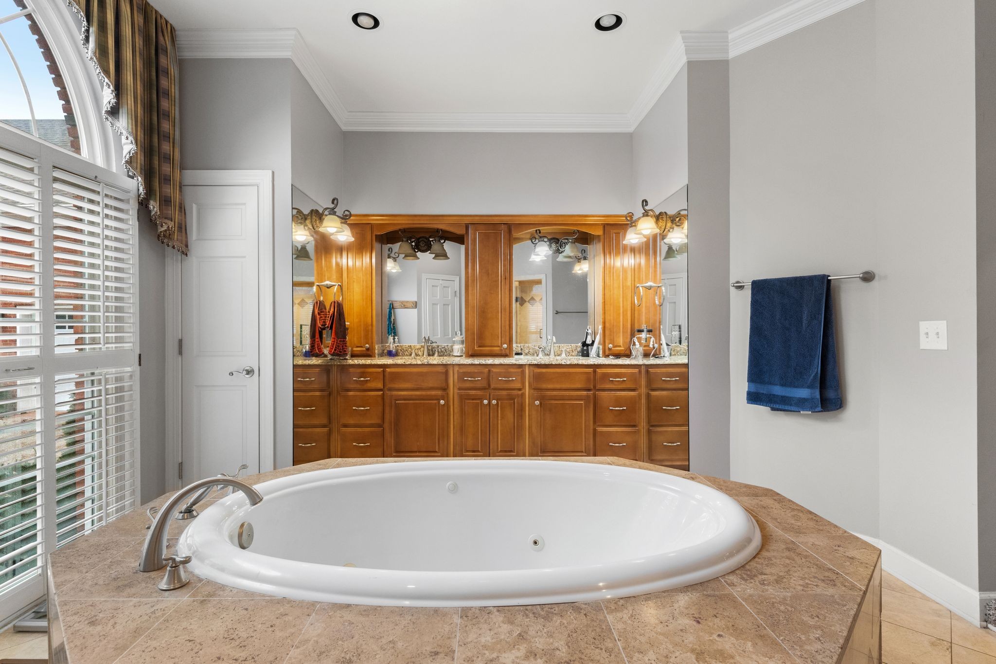 126 N Country Club Drive Hendersonville TN 37075