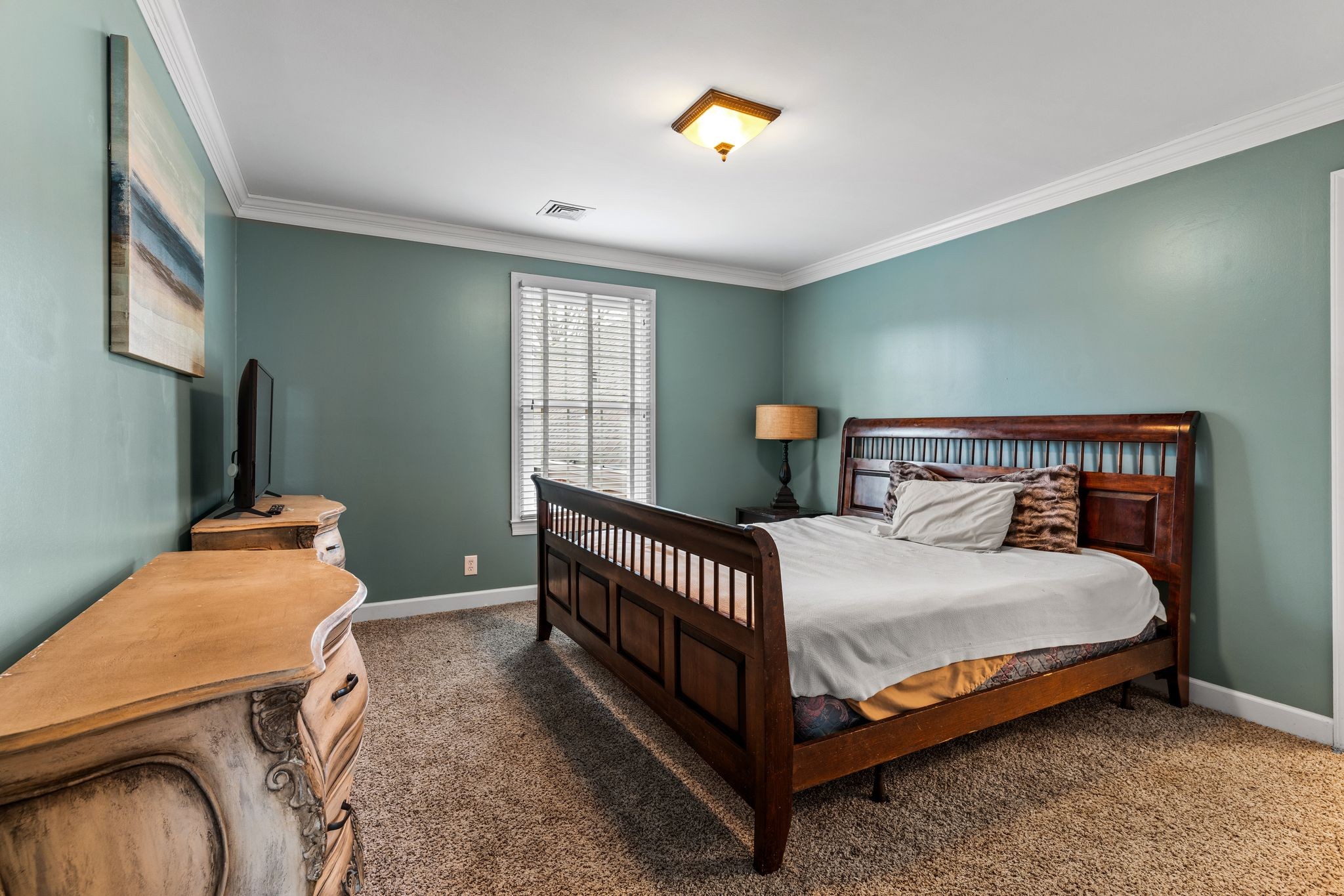 126 N Country Club Drive Hendersonville TN 37075
