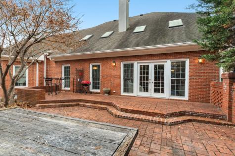 126 N Country Club Drive Hendersonville TN 37075
