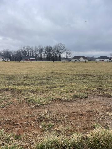 2 Mcnabb Lane Lafayette TN 37083