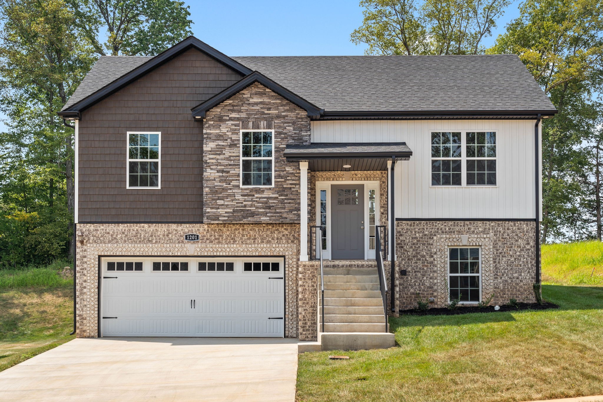 23 Cardinal Creek Clarksville TN 37042