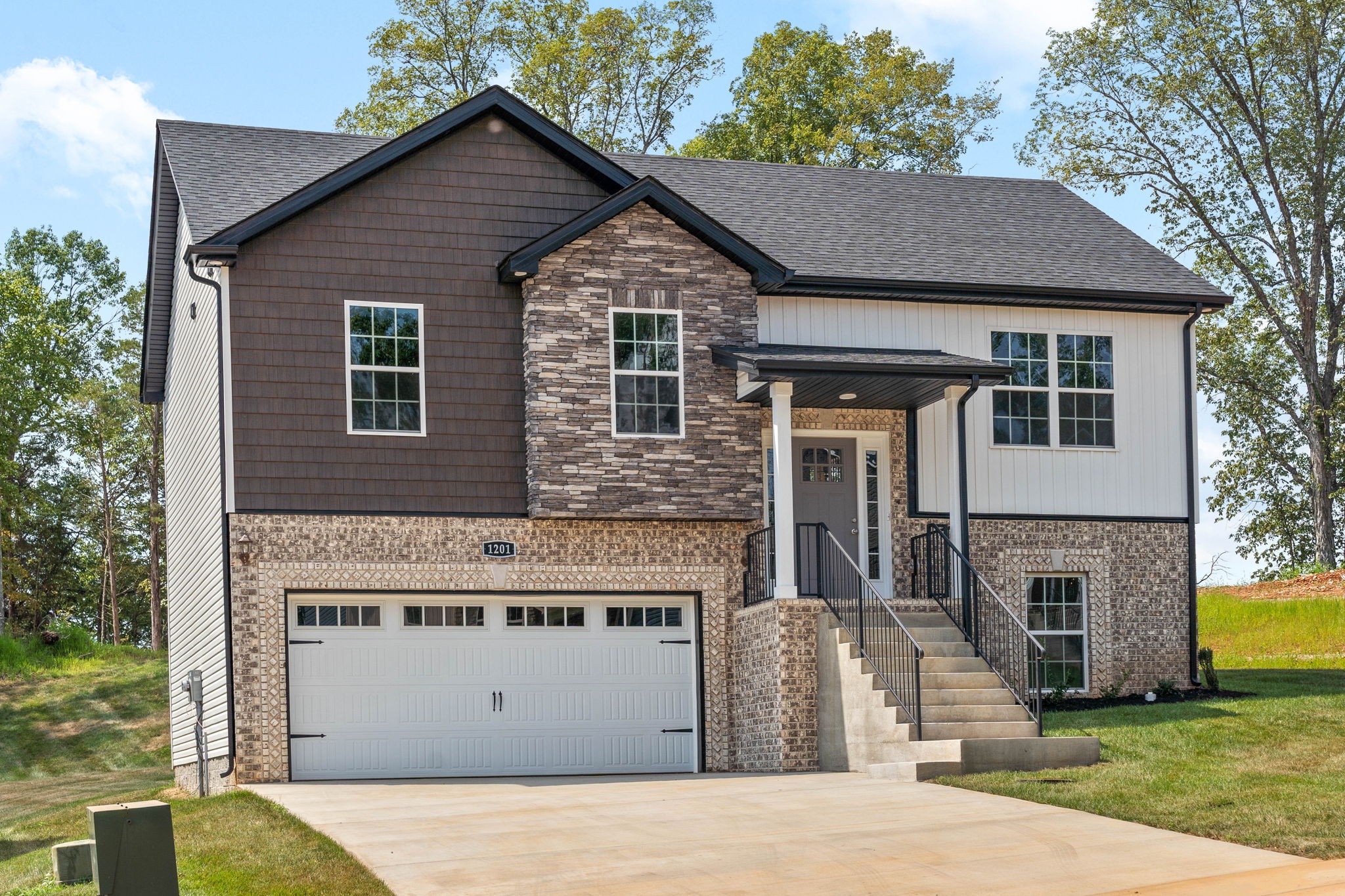 23 Cardinal Creek Clarksville TN 37042