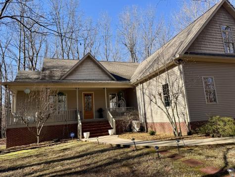 1629 Clifftops Avenue Monteagle TN 37356