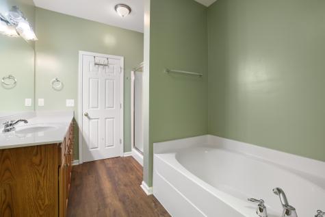136 Kenton Loop Hendersonville TN 37075