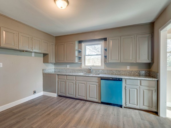 5402 Highway 100 Lyles TN 37098